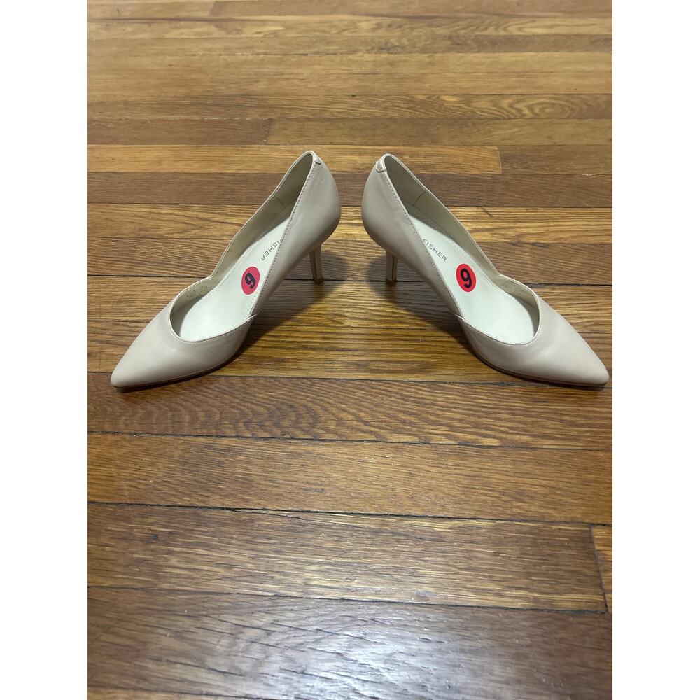Marc Fisher Women's Leather Nude Stiletto 3 Inch Heels 6 NWT - Picture 3 of 5